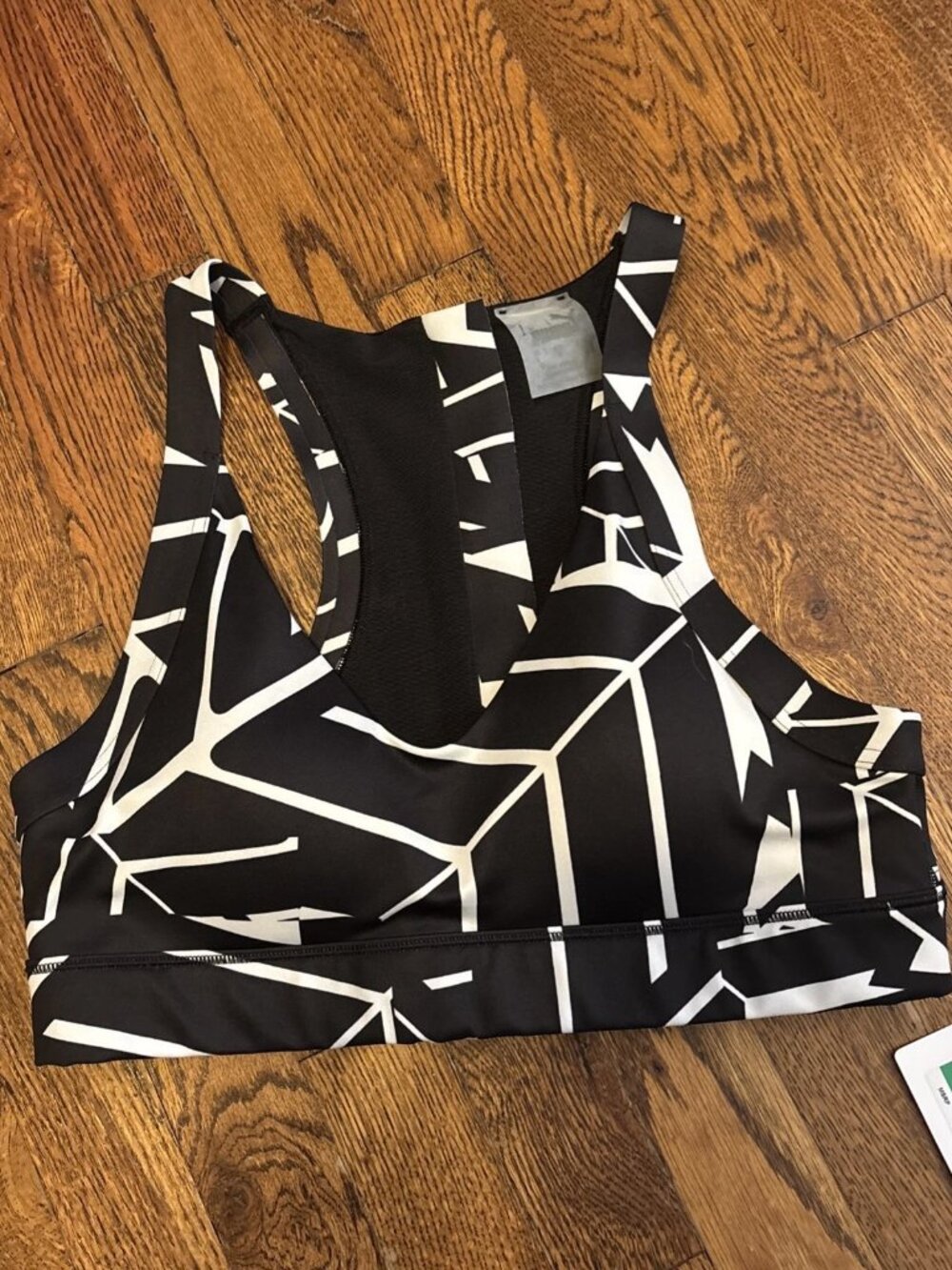 PUMA COSMIC SPORTS BRA *New with Tags* SIze Large